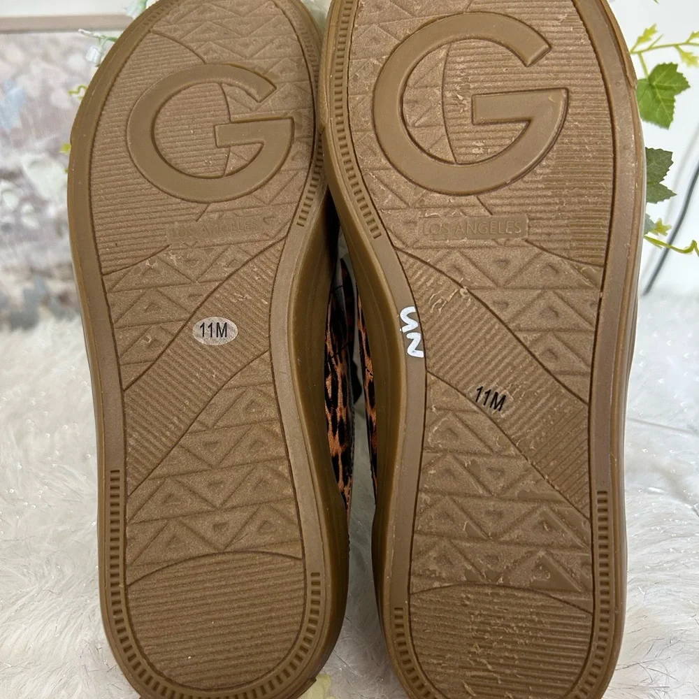 GBG Los Angeles Leopard Print Sneakers